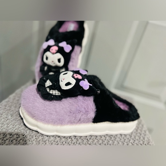 New Sanrio KUROMI size 7 BLACK PURPLE COLOR SO SOFT - Picture 9 of 11